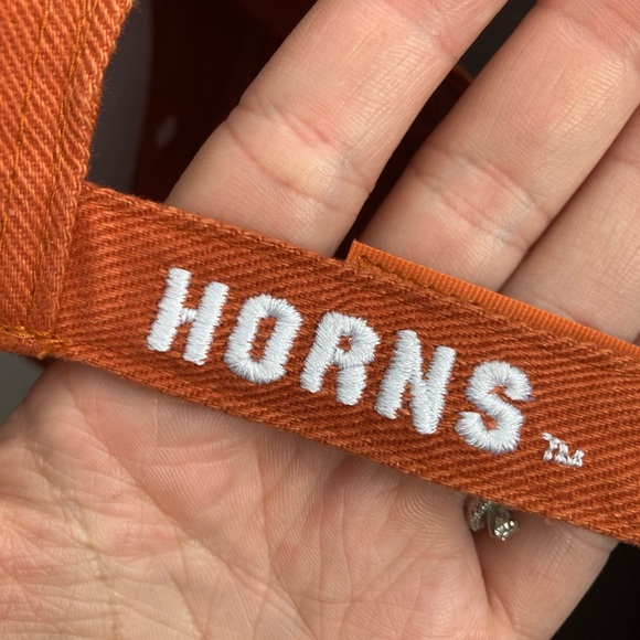 Texas Longhorns hat. - Picture 3 of 6